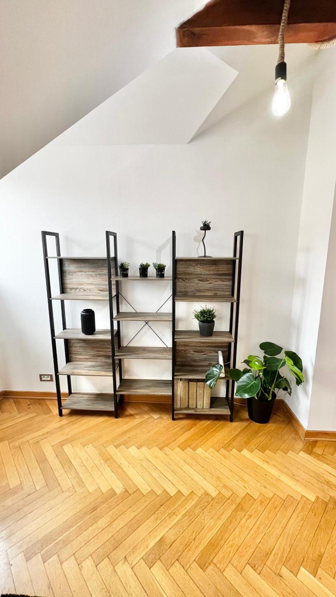 Miru Loft *